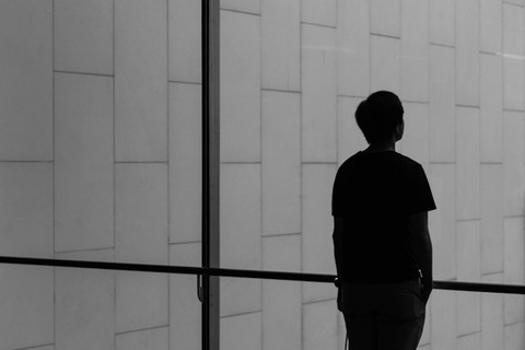 40代の独身男なんやけど最近外でお父さんとか呼ばれることあって草