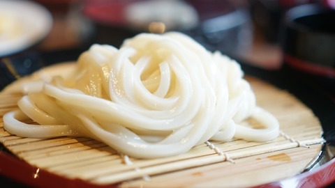 冷たいうどんのアレンジ教えて