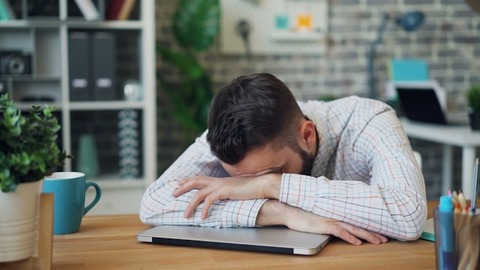 ワイ「あかんもう限界や！」医者「過労ですね」