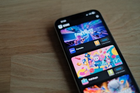 ソシャゲの中で胸を張って｢○○やってますよ｣って言えるやつある？