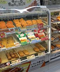 ファミチキ界で一番うまいの揚げ鶏だよな