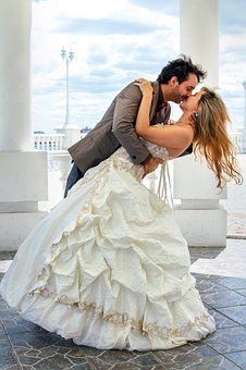 wedding-2859814__340