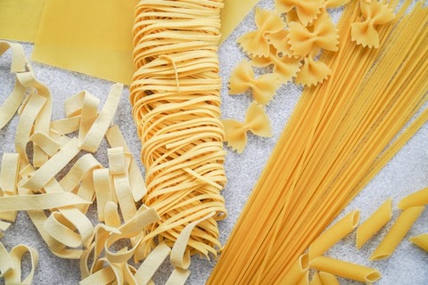 スパゲッティー折るやつなんなの😡
