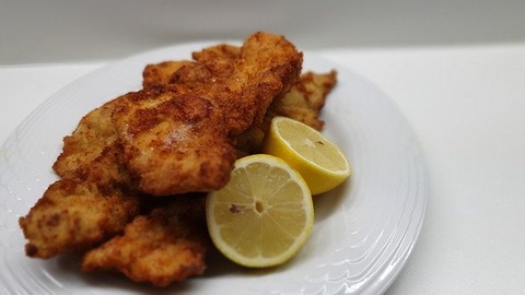 言うほど唐揚げってご飯と合うか？