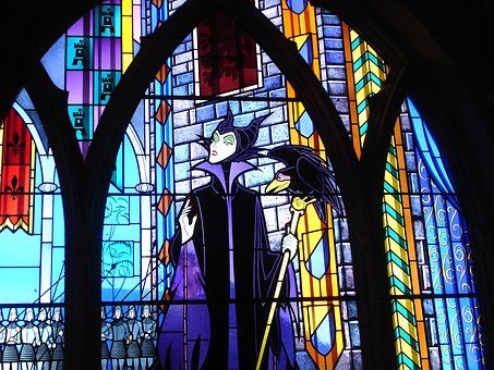 stained-glass-1788211__340
