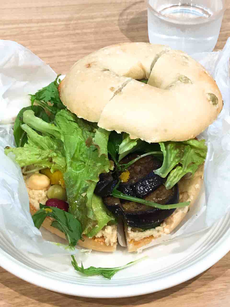 ベジタブル フムス Bagel Bagel Love Bagel
