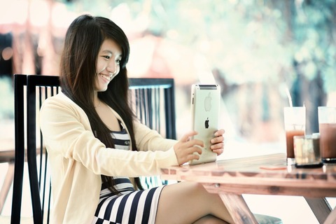 ipad-girl