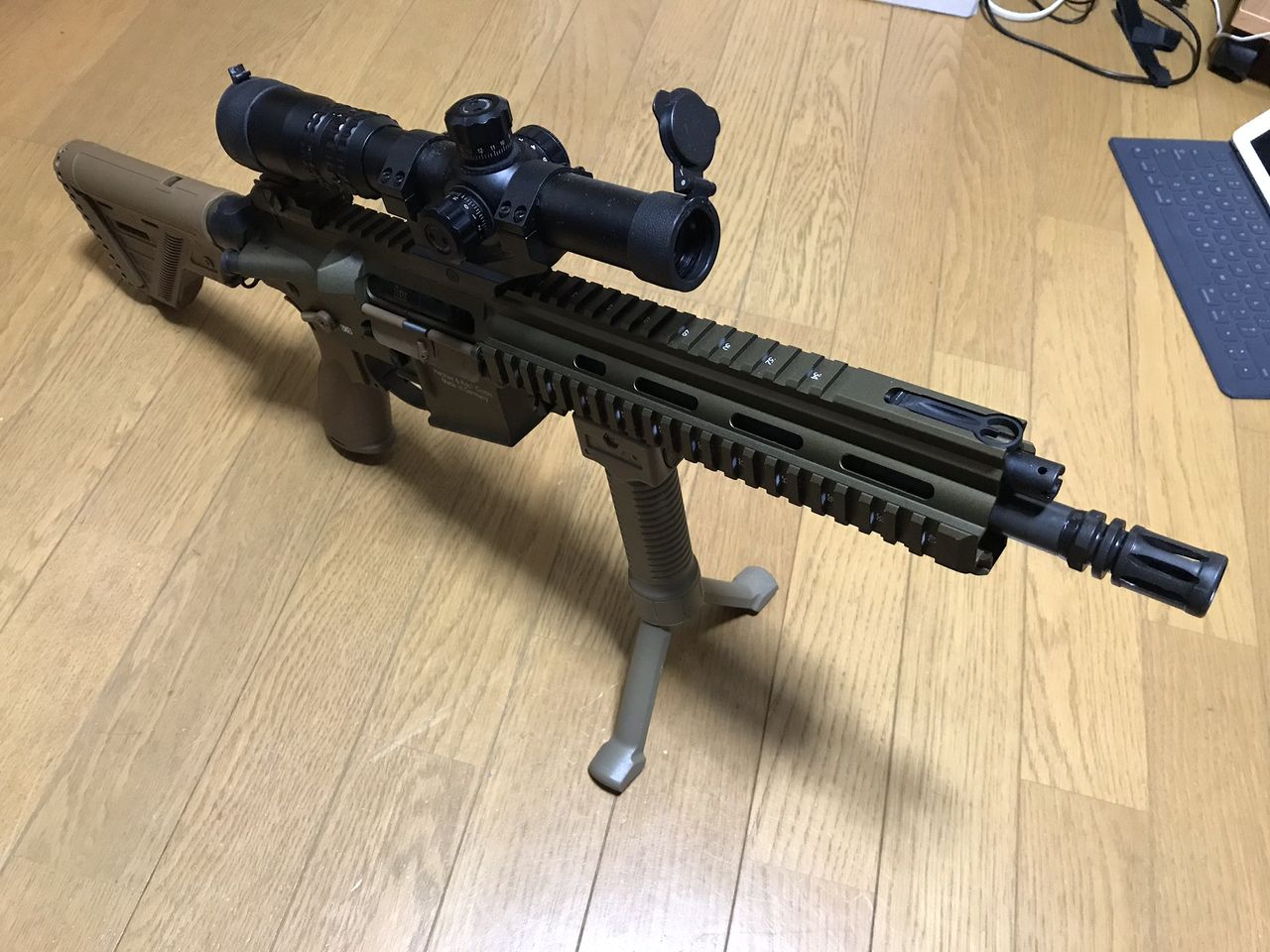 エアガンレビュー Vfc Hk416a5 電動ガン ２ 電動m4マガジン互換性検証 Bravo1は自重で落下します