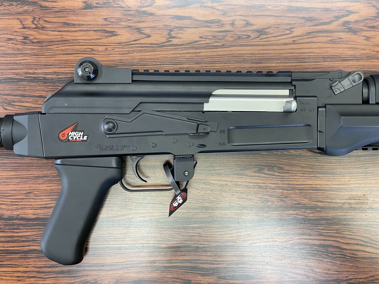 悲報】東京マルイAK47 HC ～落札品故障編 : Bravo1は自重で落下