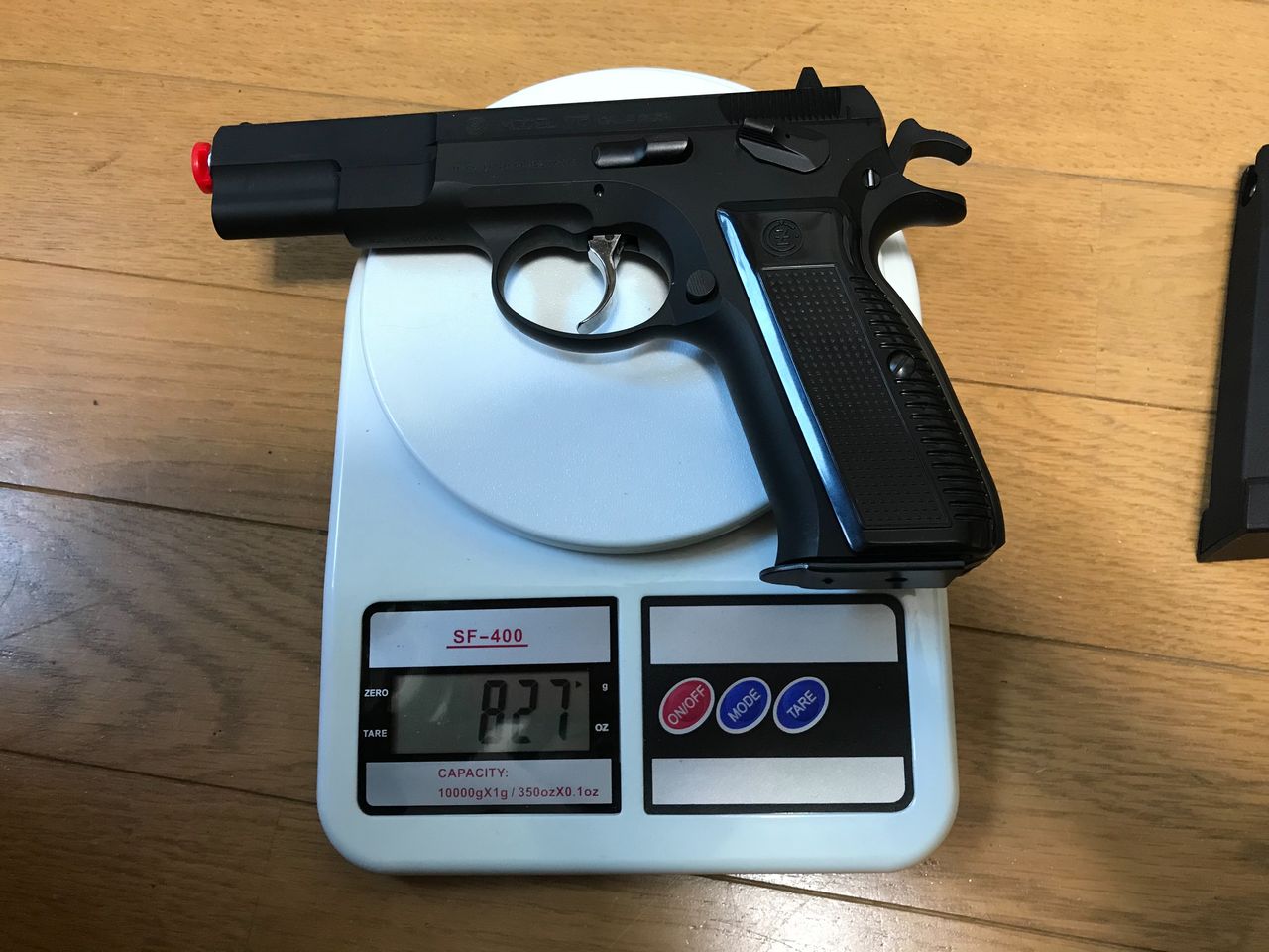 エアガンレビュー Ksc Cz75 1st Version Gbb Bravo1は自重で落下します