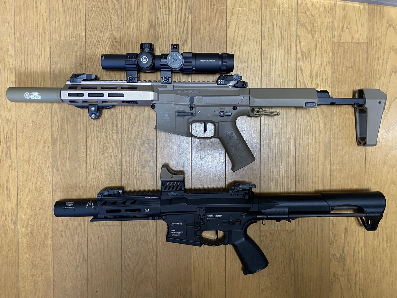 Vector Optics】 Forester 1-5x24SFP GenII FDE ベクターオプティクス