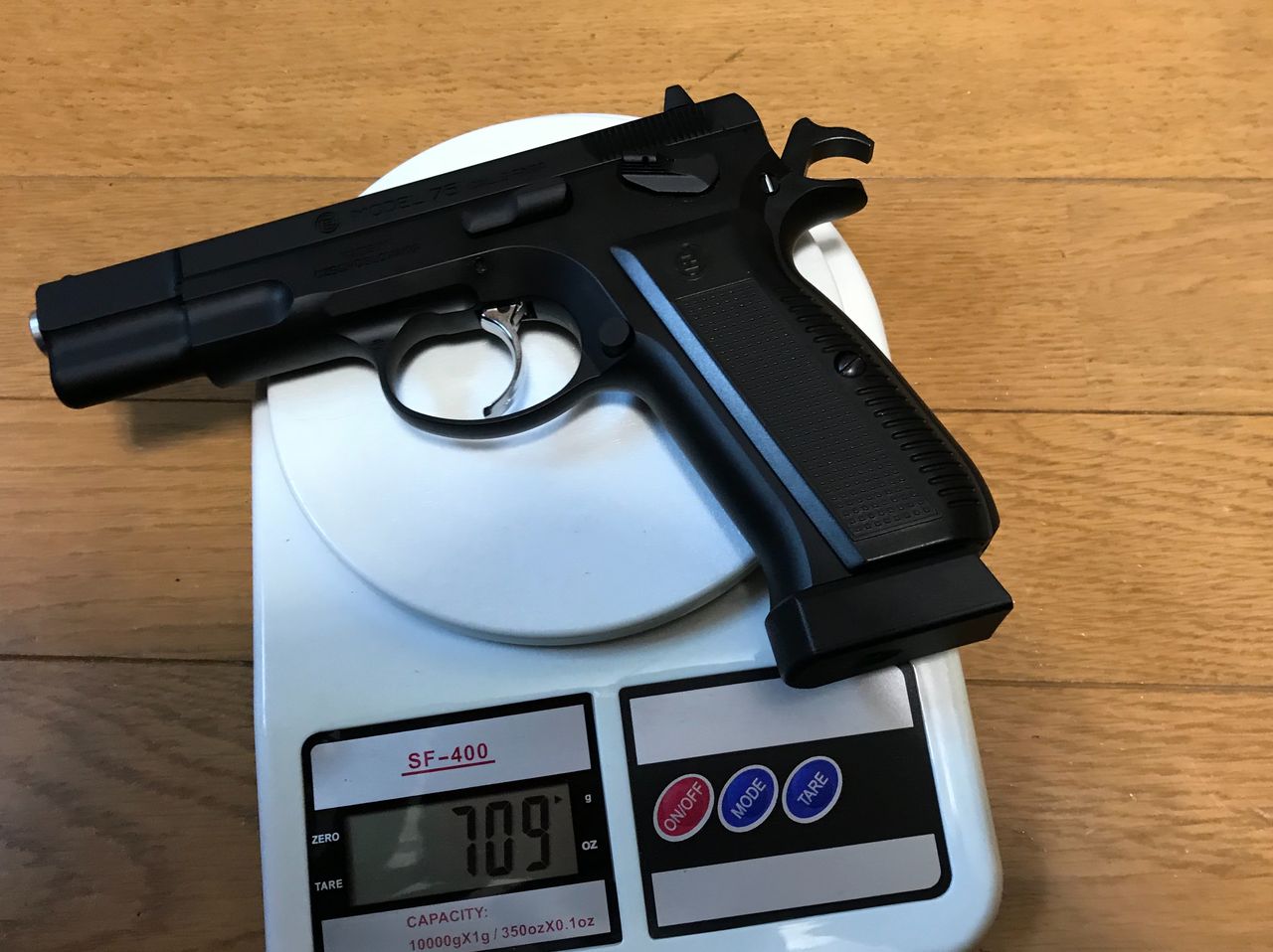エアガンレビュー】CARBN8 CZ75 2nd Version CO2-GBB : Bravo1は