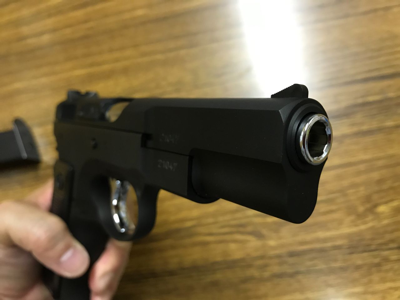 エアガンレビュー Ksc Cz75 1st Version Gbb Bravo1は自重で落下します エアガンレビュー Ksc Cz75 1st Version Gbb Bravo1は自重で落下します