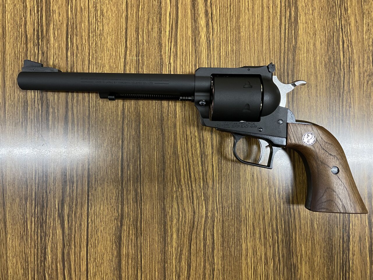 デ*ン様 スターム ルガー スーパーブラックホーク デ*ン様 スターム ルガー スーパーブラックホーク