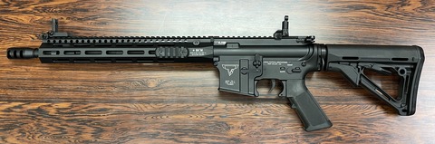 エアガンレビュー】DoubleBell AR-15 TTI TR-1* : Bravo1は自重で落下