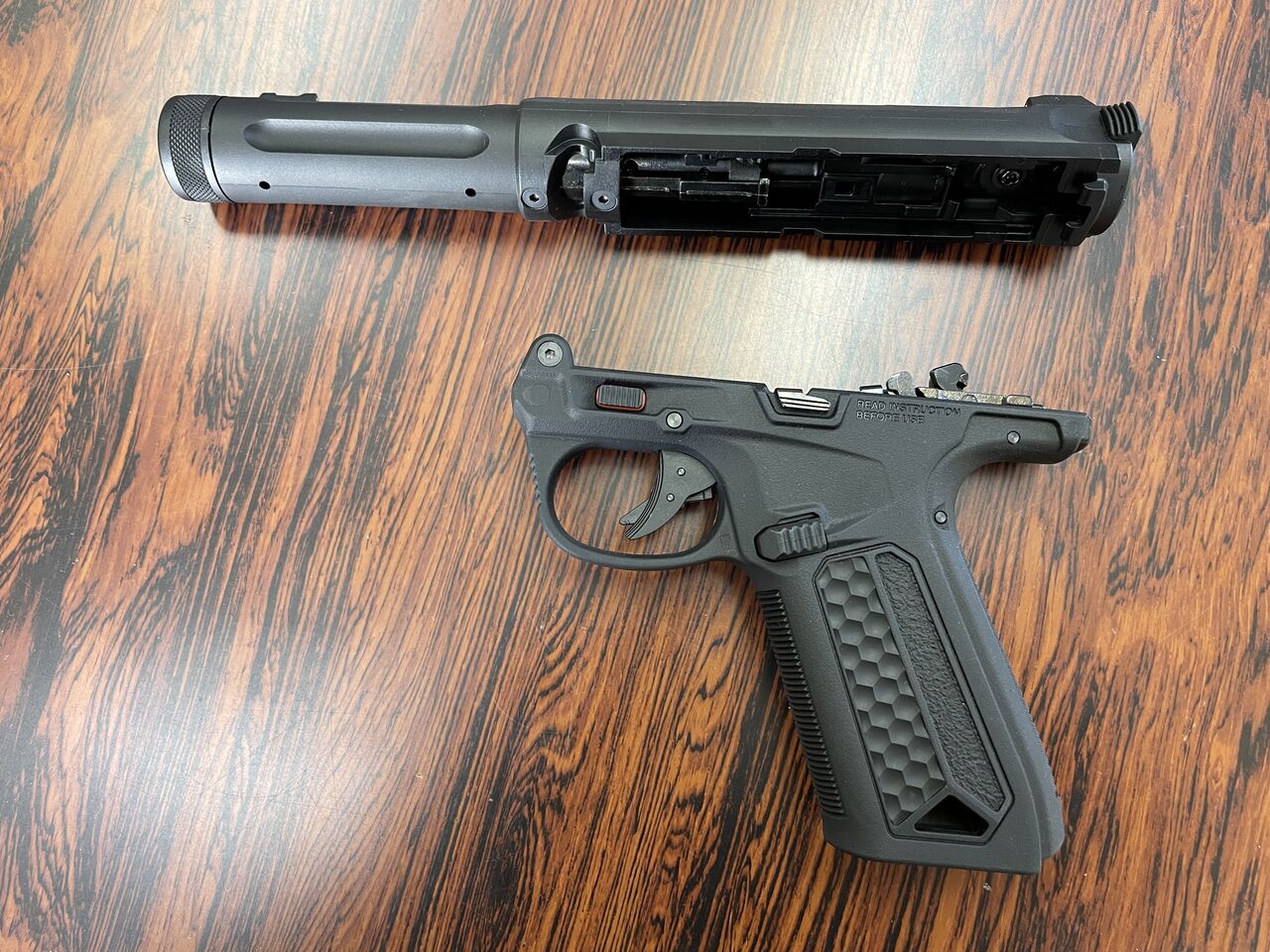 ACTION ARMY AAP01 アサシン ACTION ARMY AAP-01アサシンガスブローバック BK(日本仕様注入