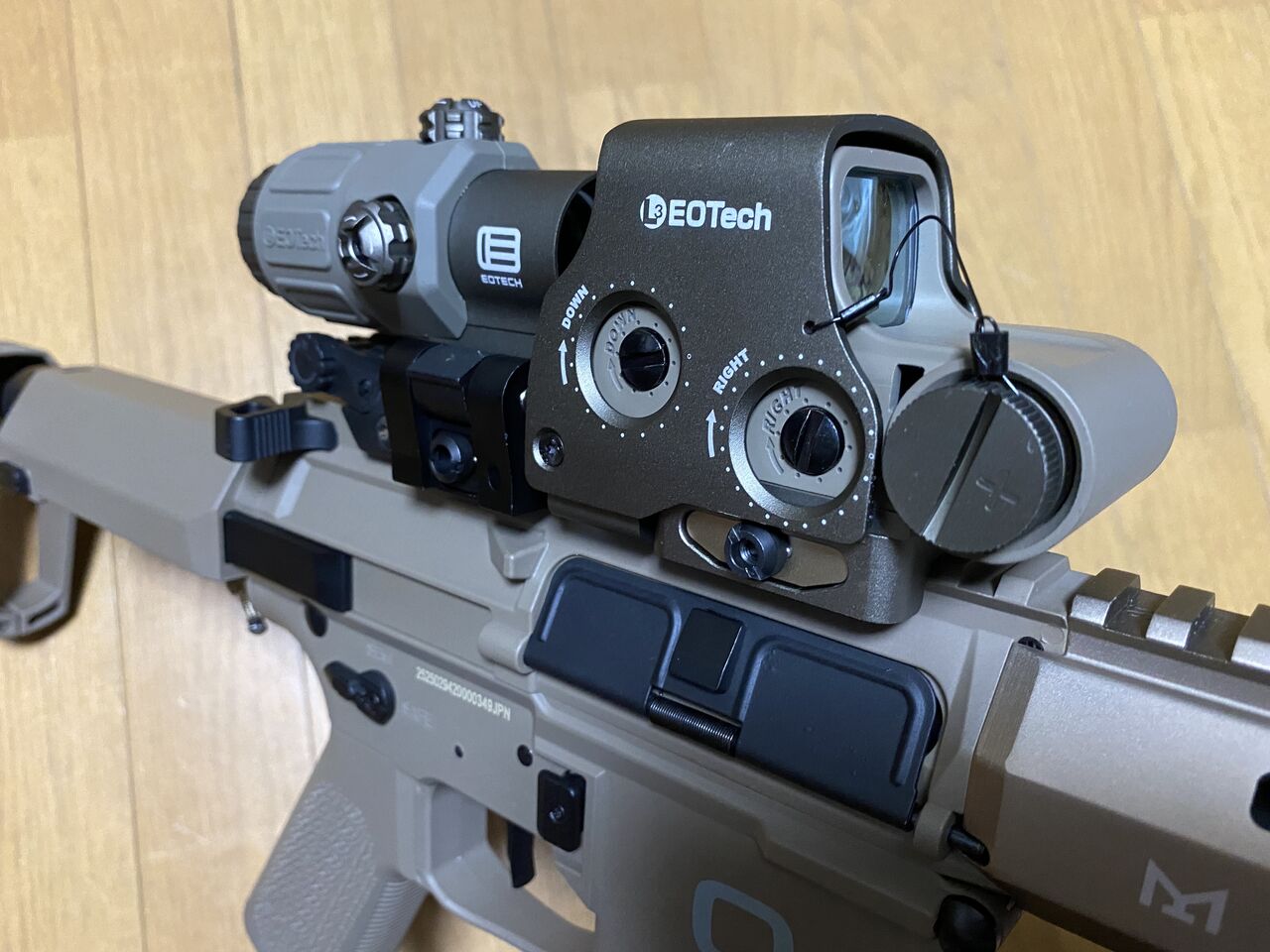 NAVY SEALs USSOCOM運用 EOTech EXPS3-0 ホロサイトレプリカ L3刻印 & G33 Magnifier マグニ