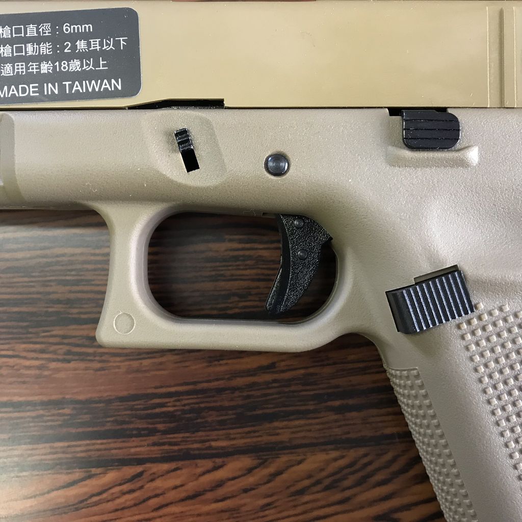 エアガンレビュー】WE GLOCK19X 5Gen. GBB : Bravo1は自重で落下します