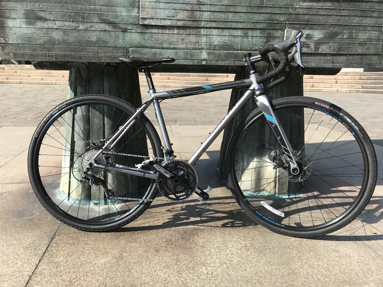 自転車本体 JAMIS RENEGADE EXPAT/GRAVEL KING BLOG 【JAMIS / ジェイミス 2019~2020継続モデル】RENEGADE