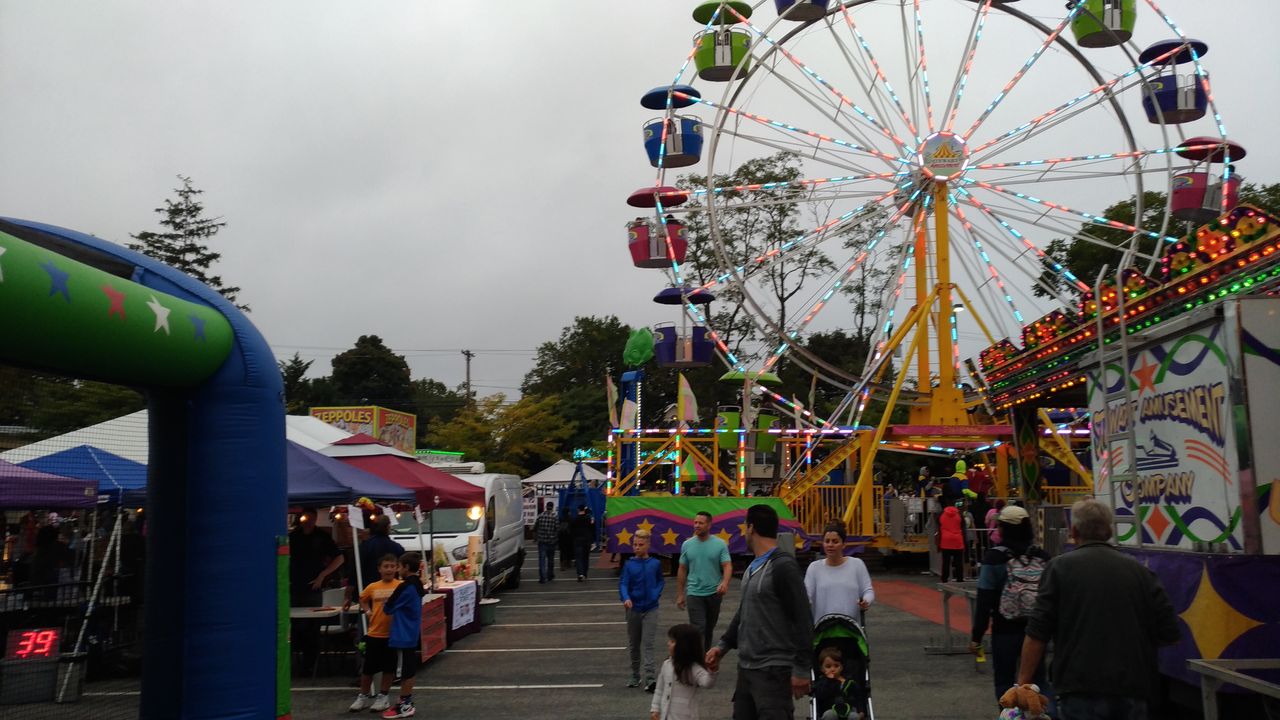 ウェストチェスター レイクアイルの移動遊園地 らむだや日記