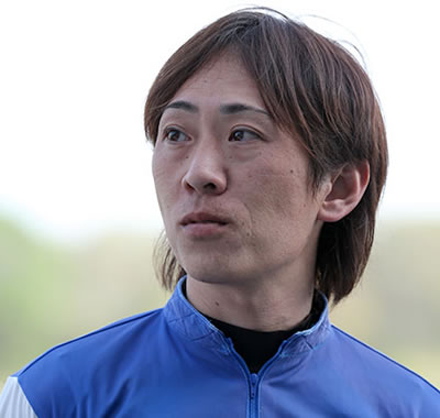 笠松で同僚に罵声あびせ唾吐きかける騎手が現れるｗｗｗ