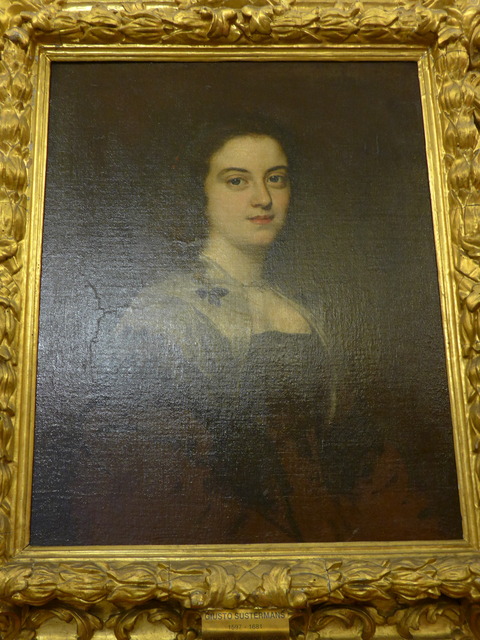 P1840635