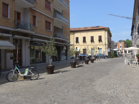 P1670943
