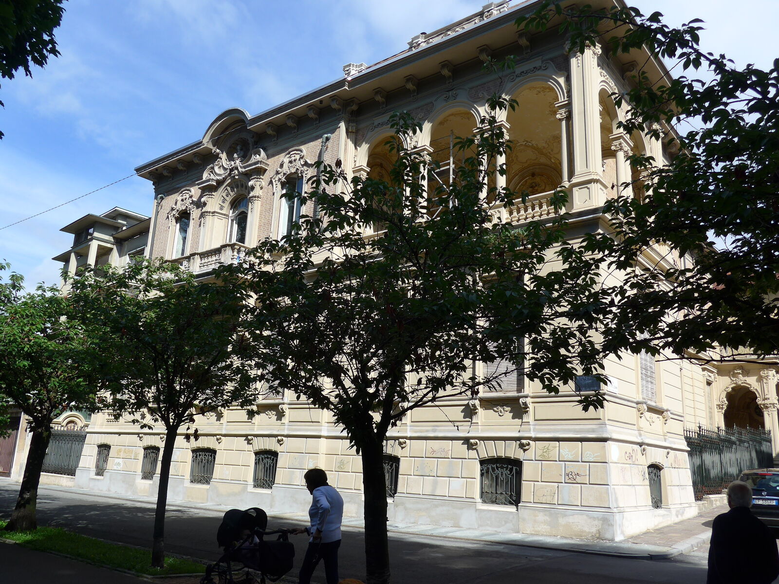 P1340369