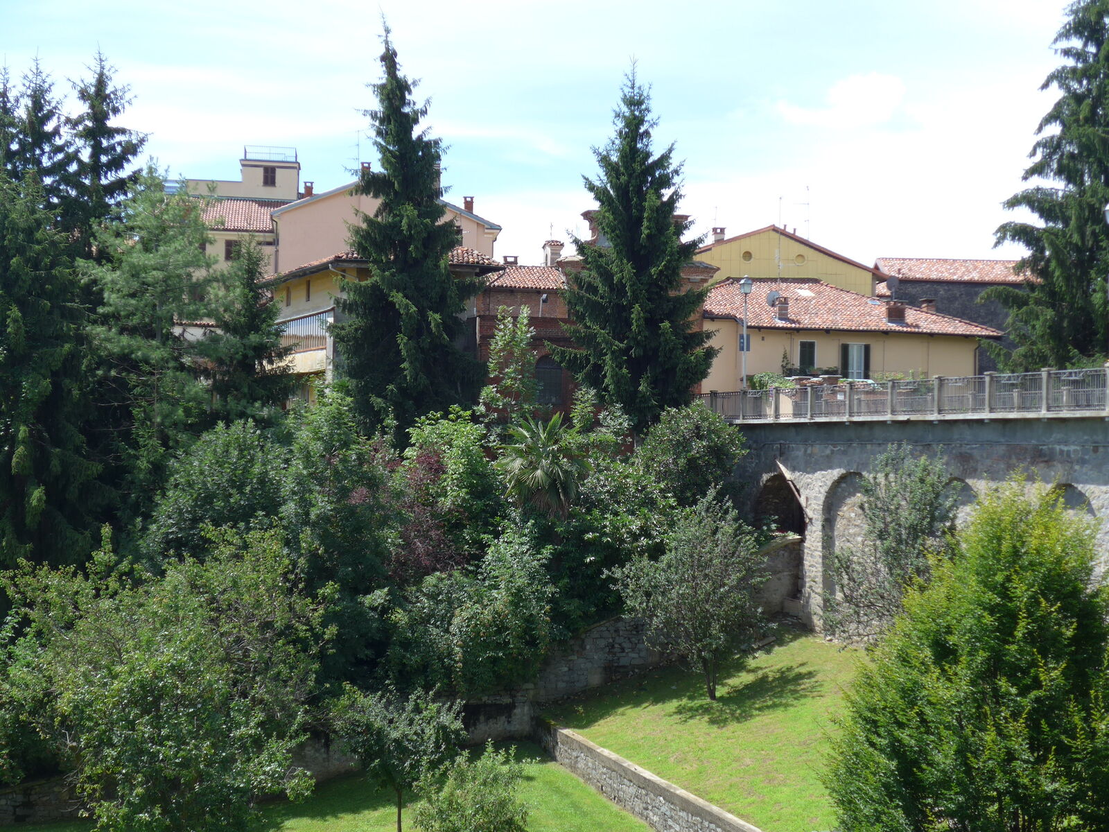 P1340690