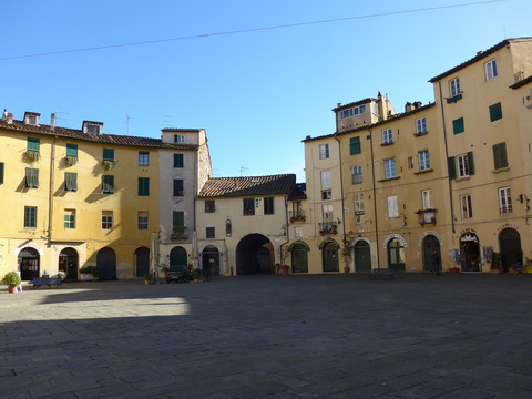 P1830745
