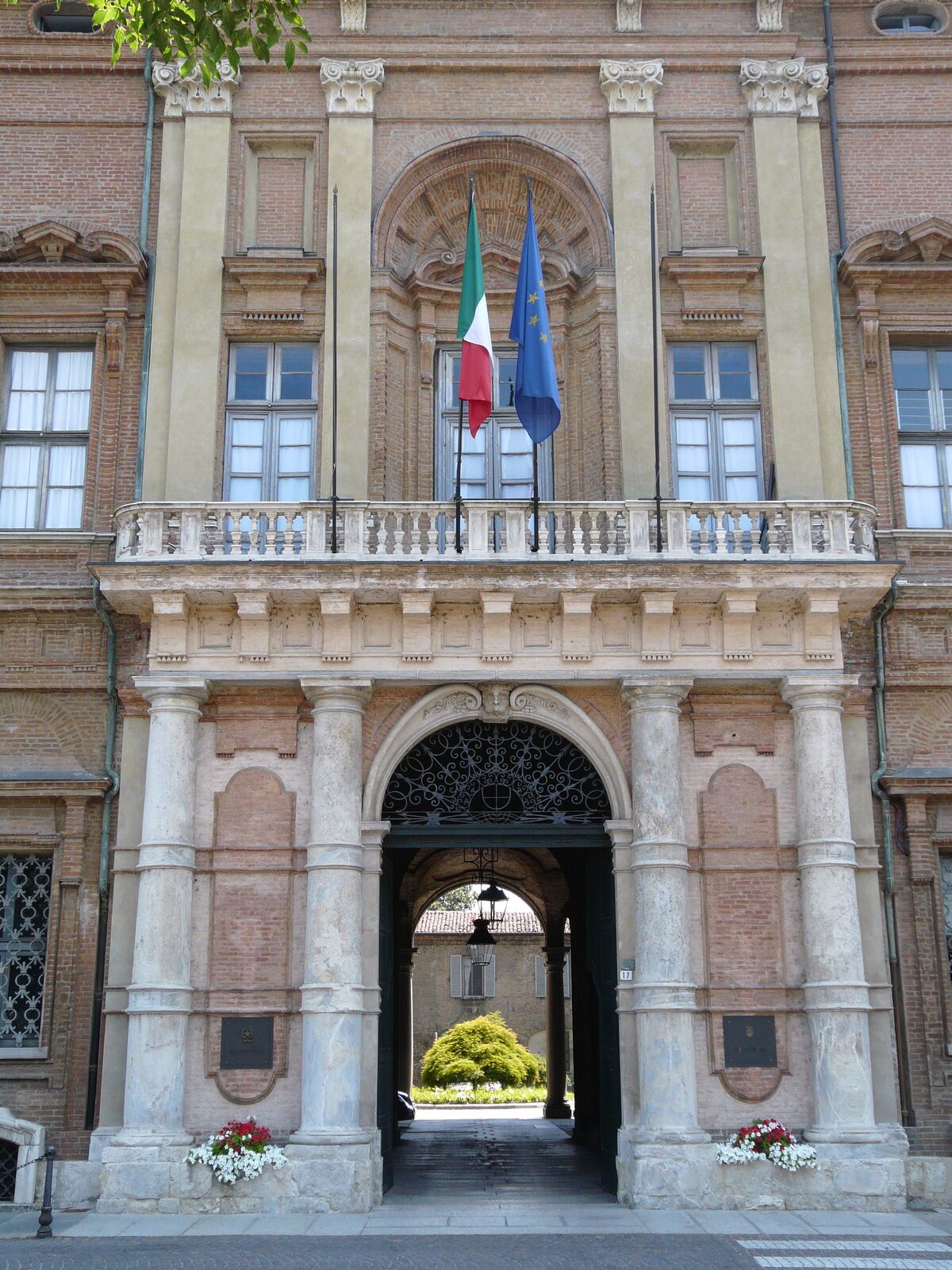 16