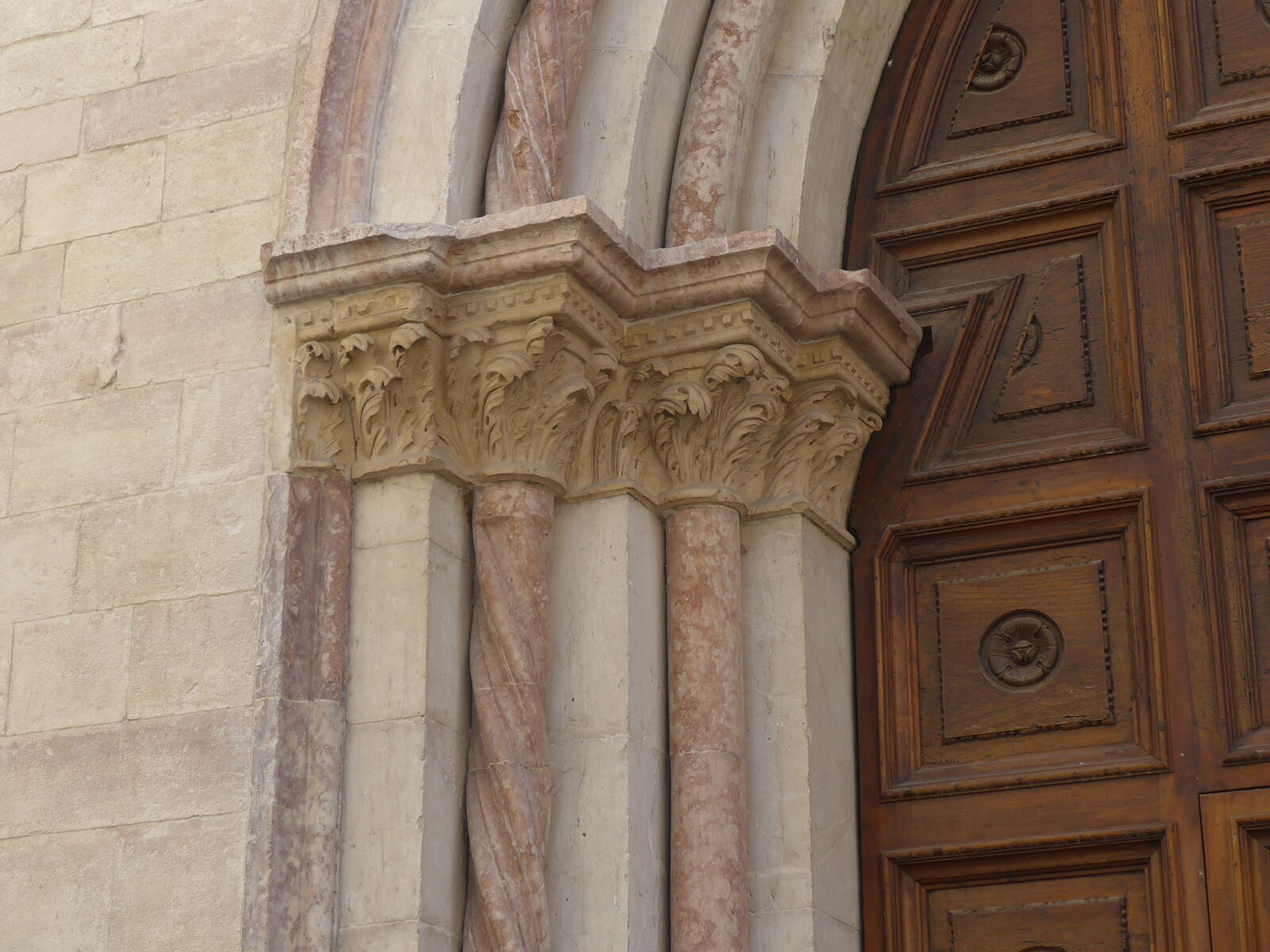 P2370360