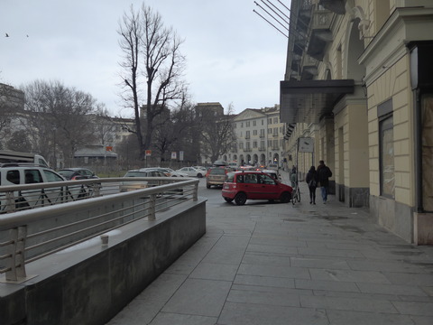 P1900748