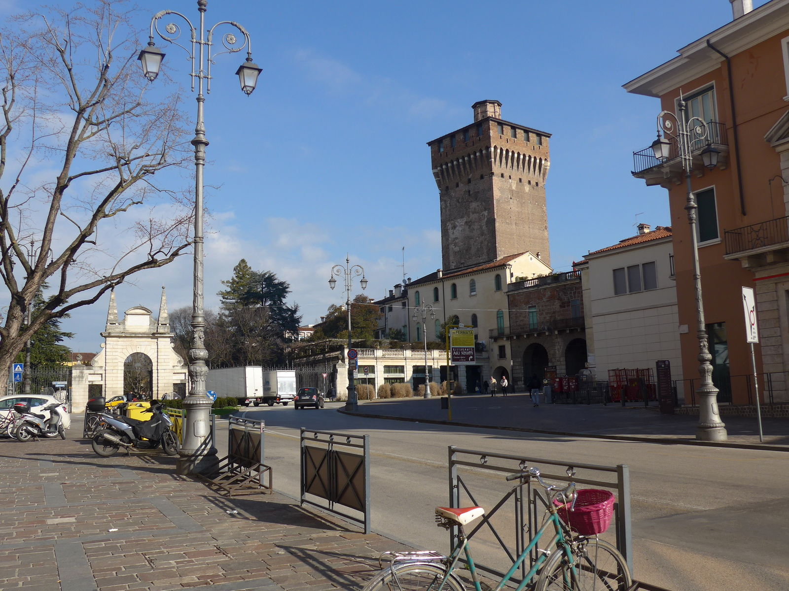 P1930950