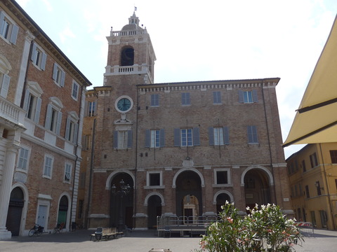 P1670873