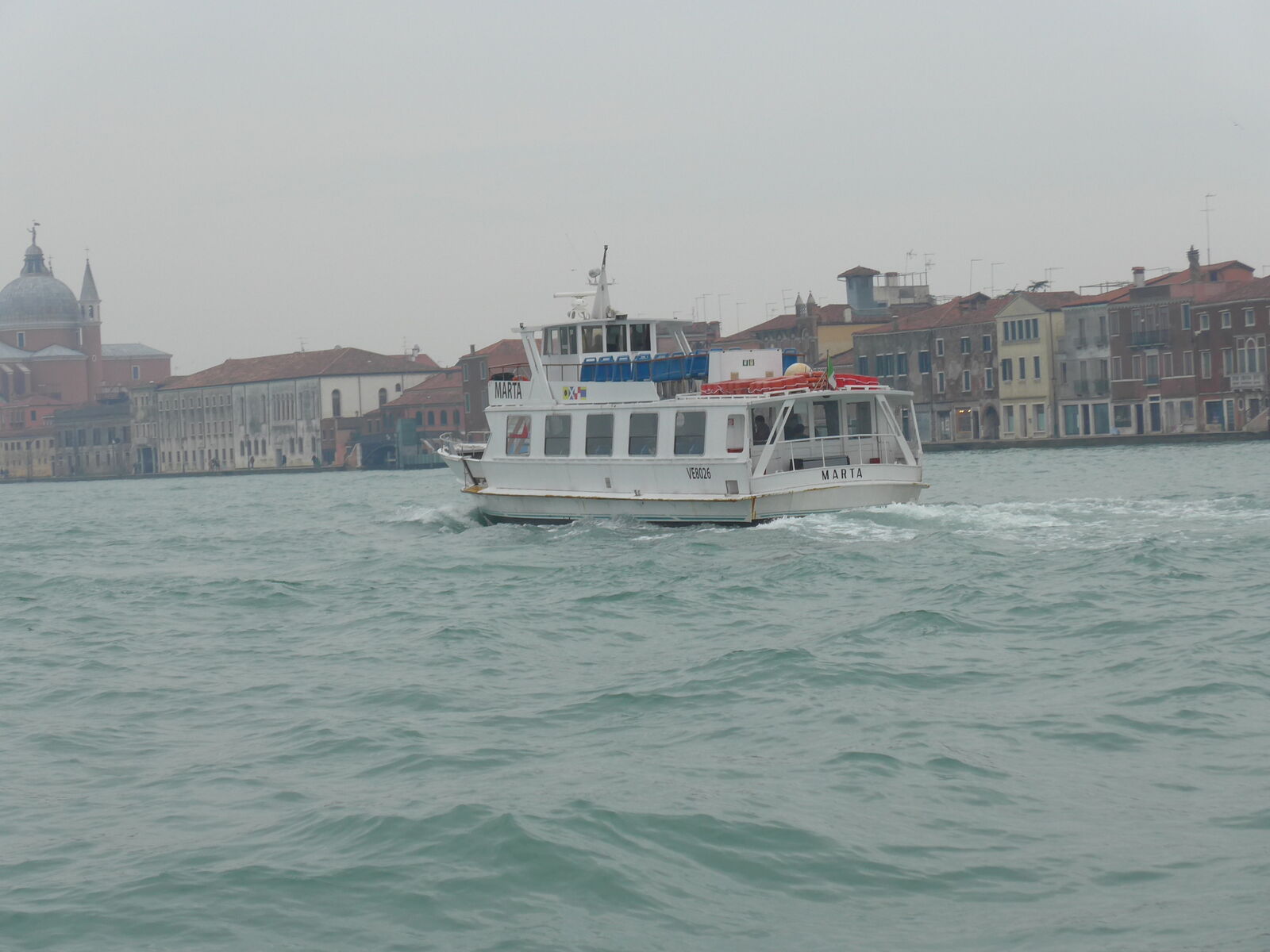 P1980642