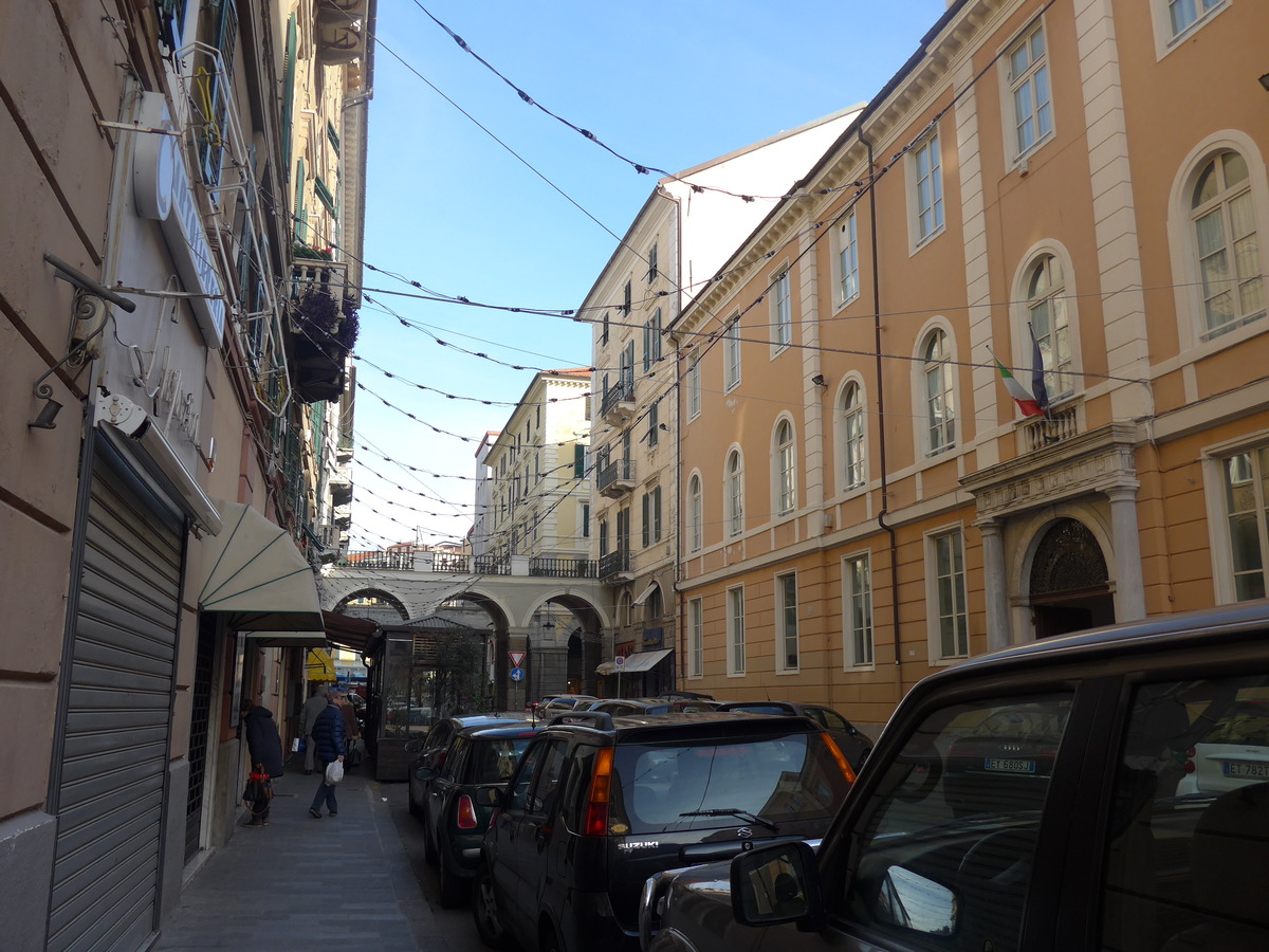 P1880891