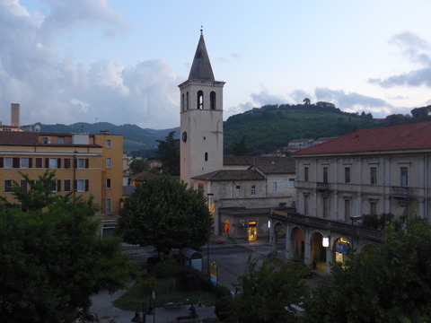 P1690685