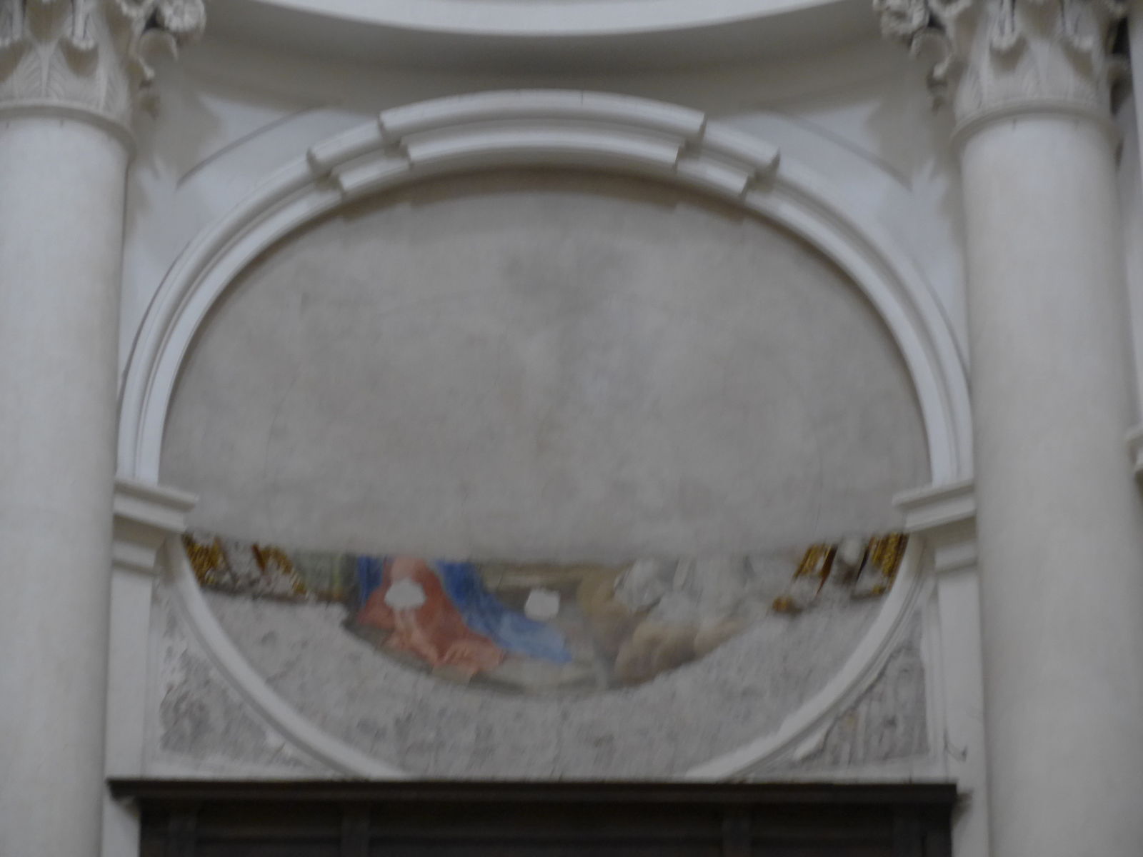 P1560411