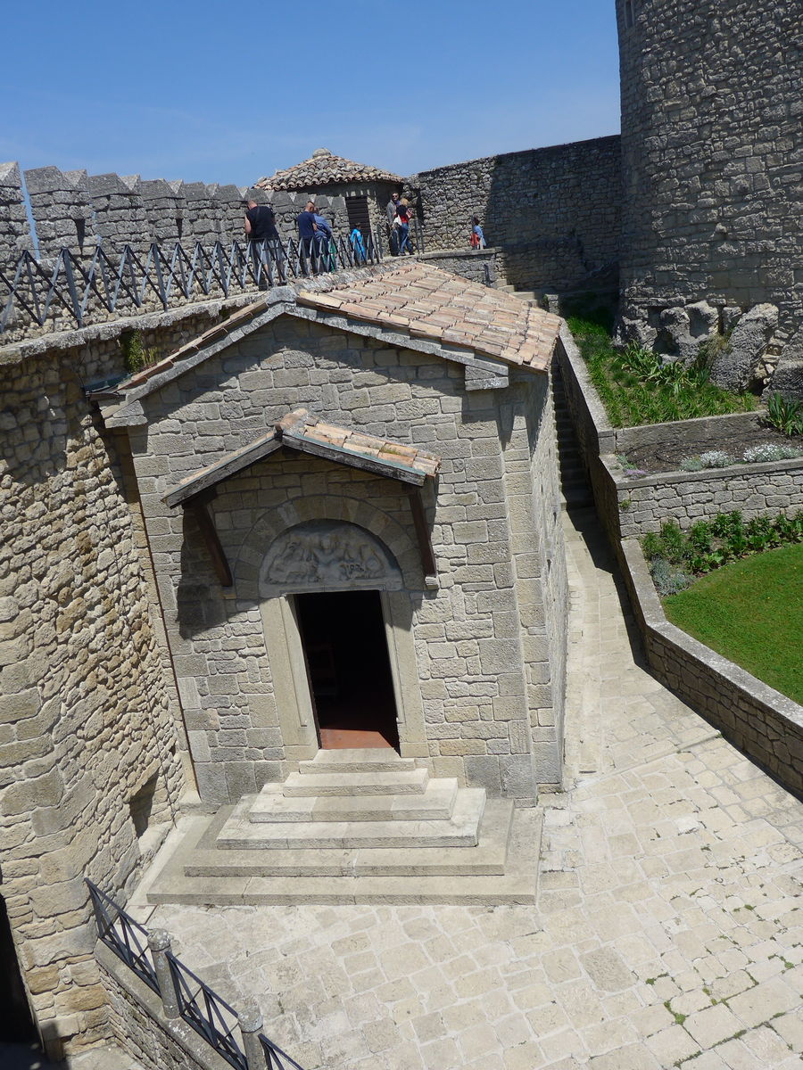 P2080475