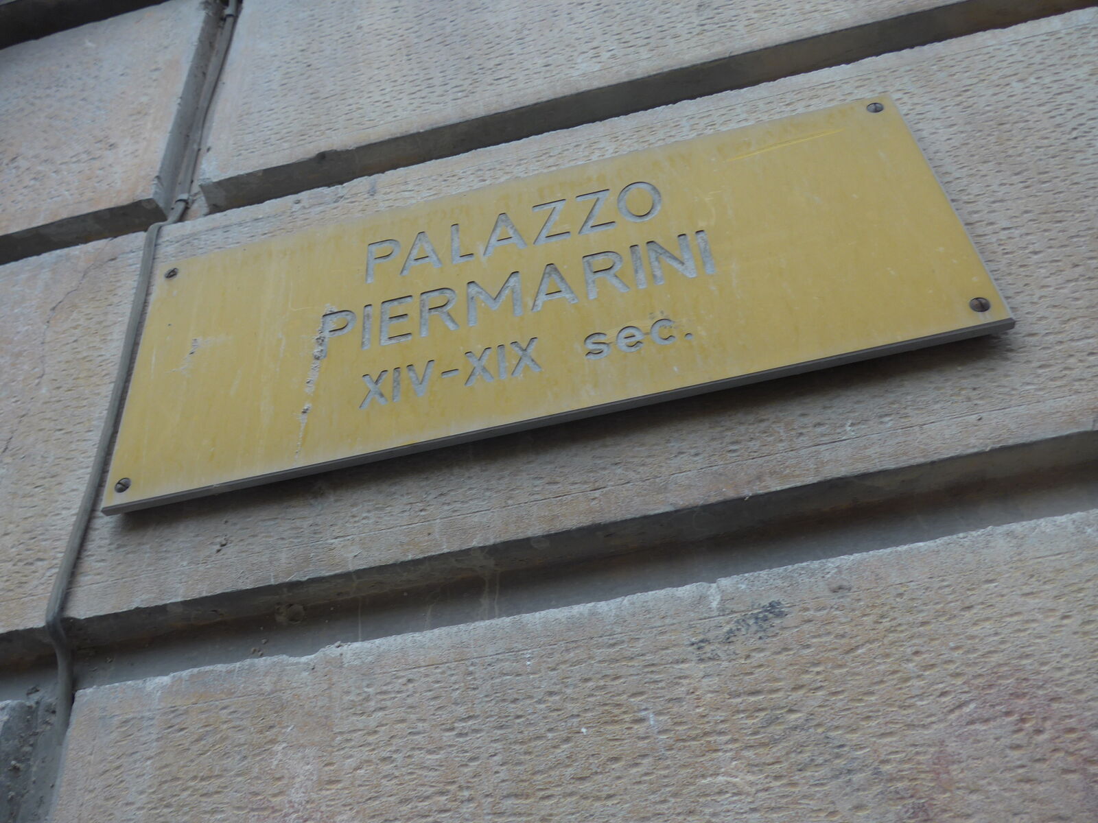 P2090790