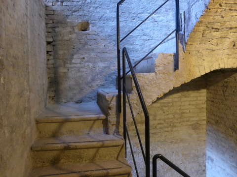 P1670829