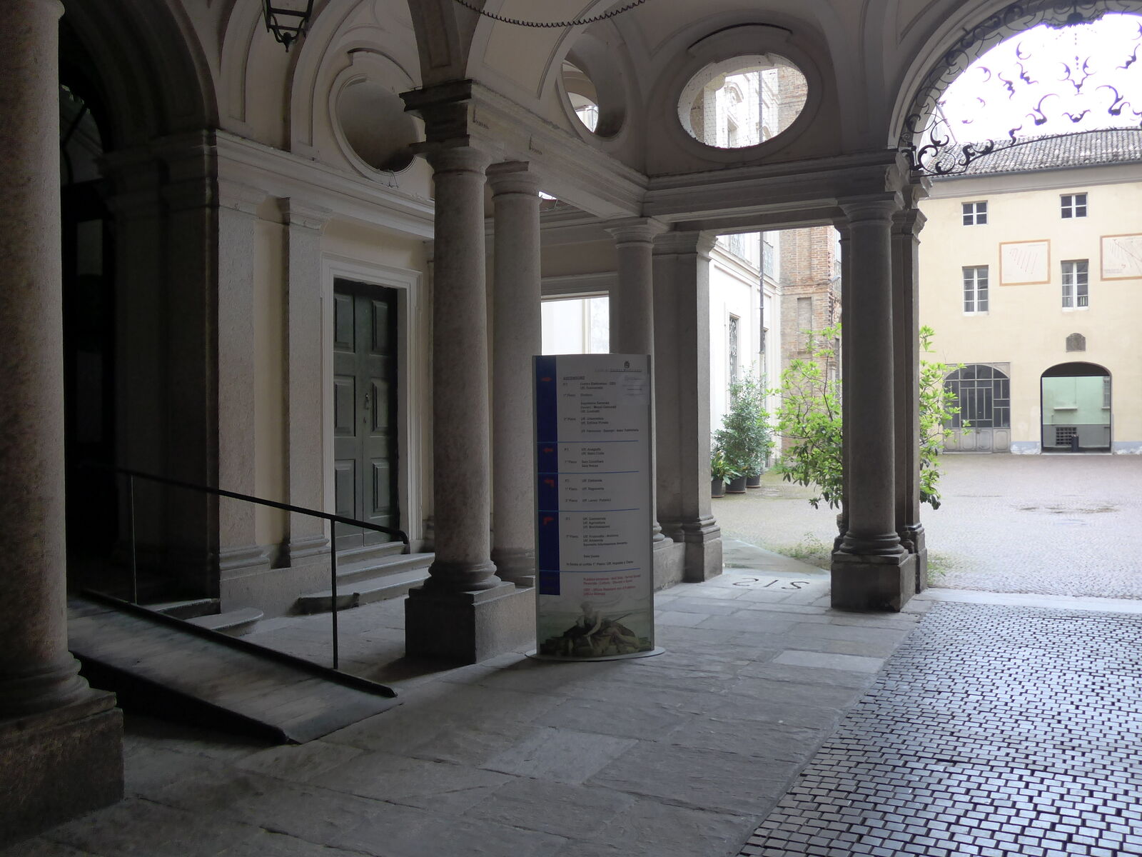 P1280403