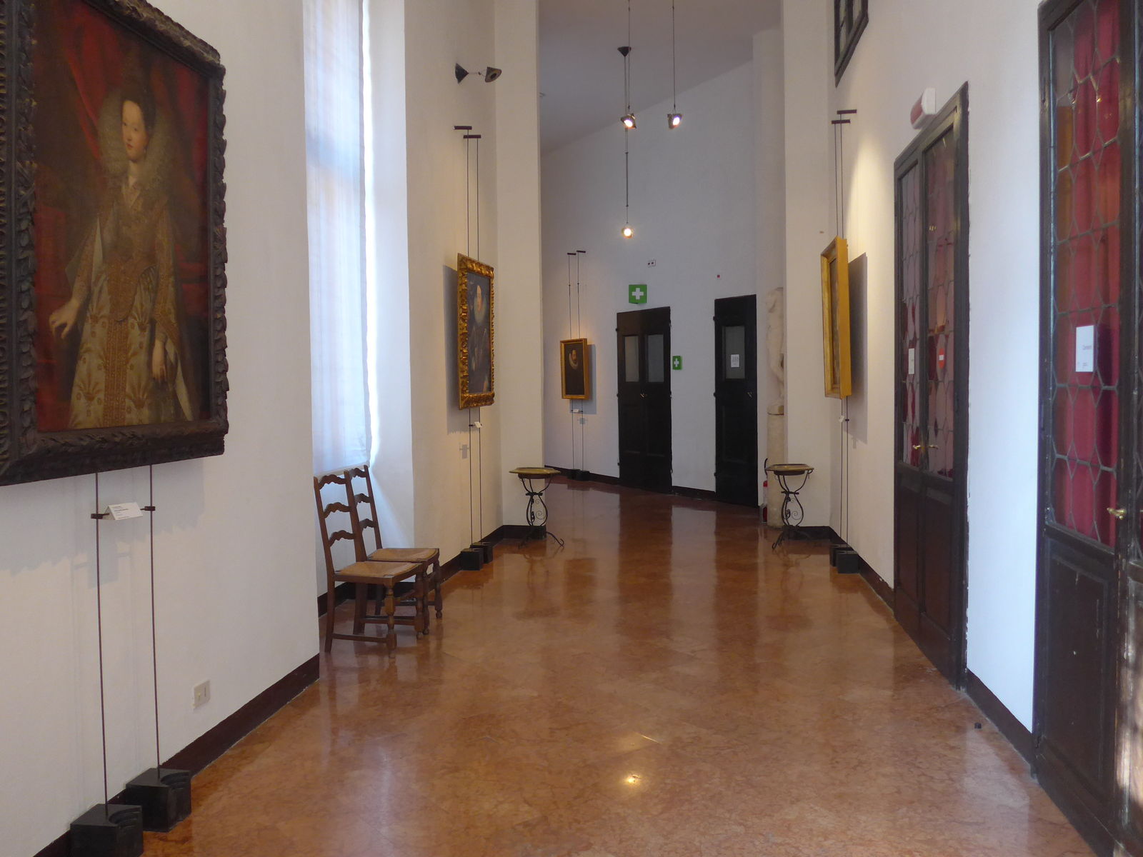P1940354