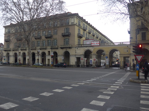 P1900746