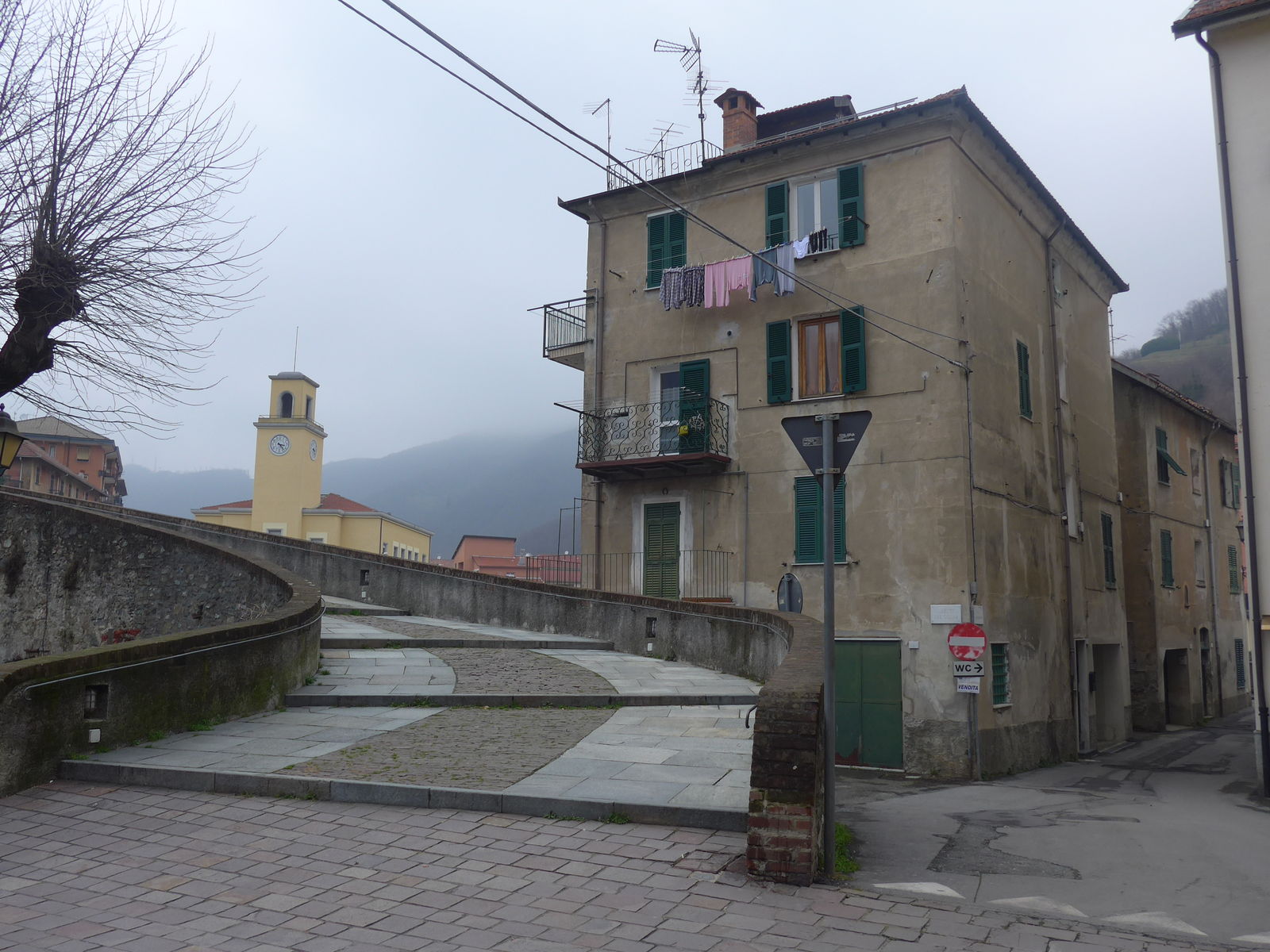 P1890649