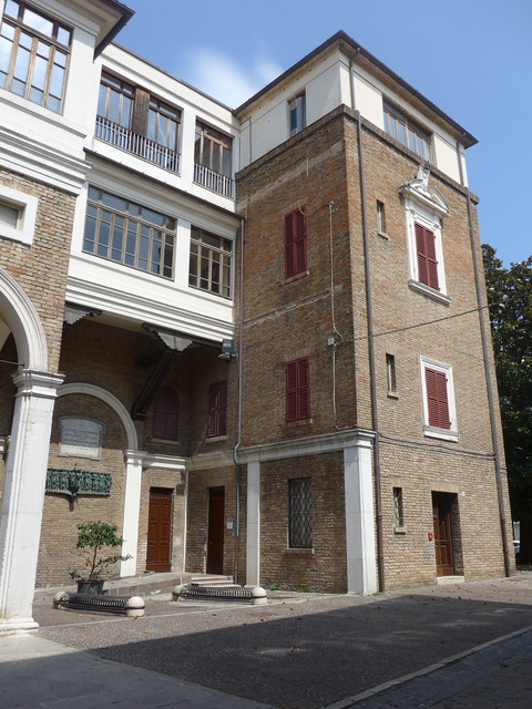 P1670884