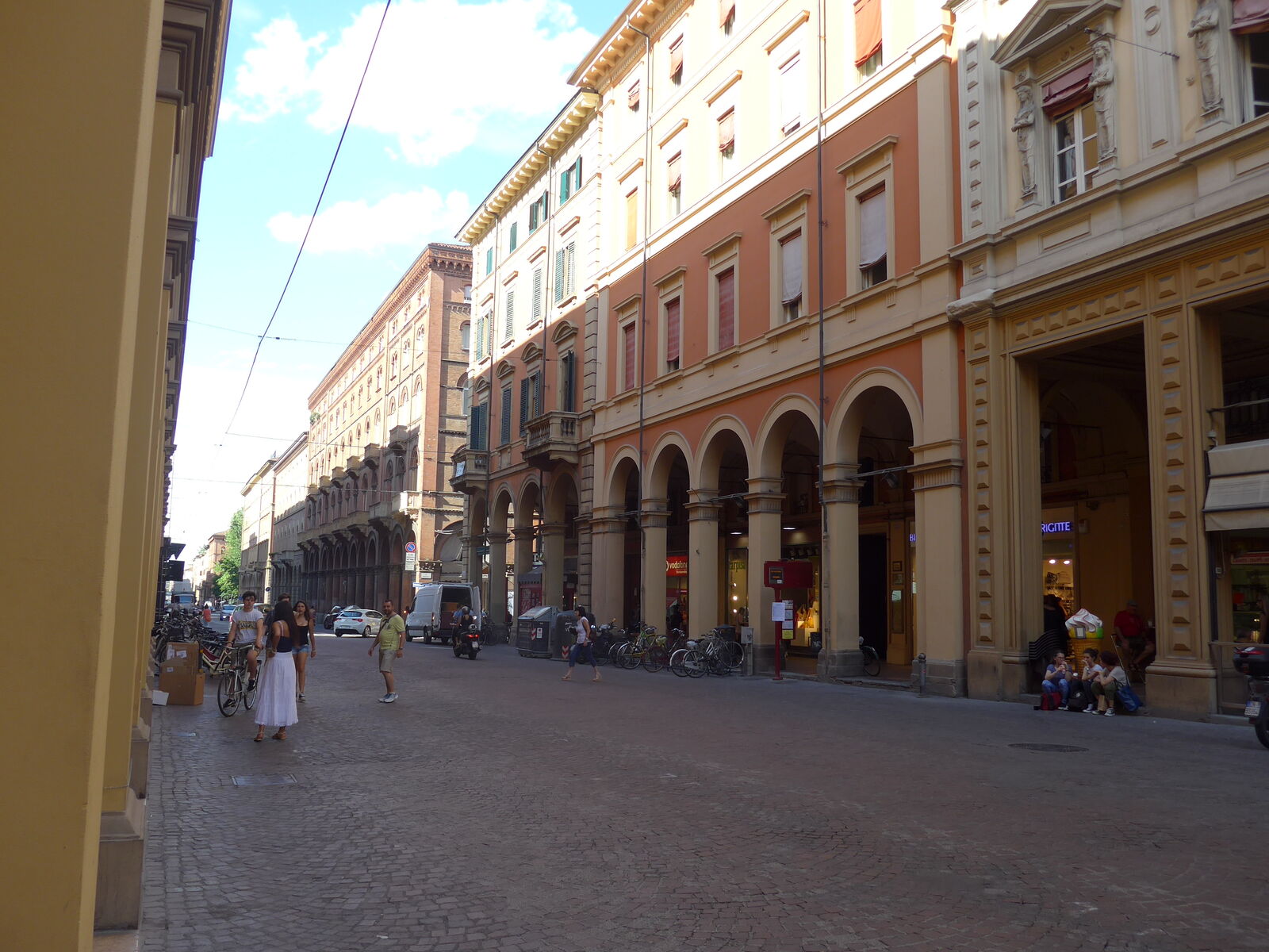 P1800511