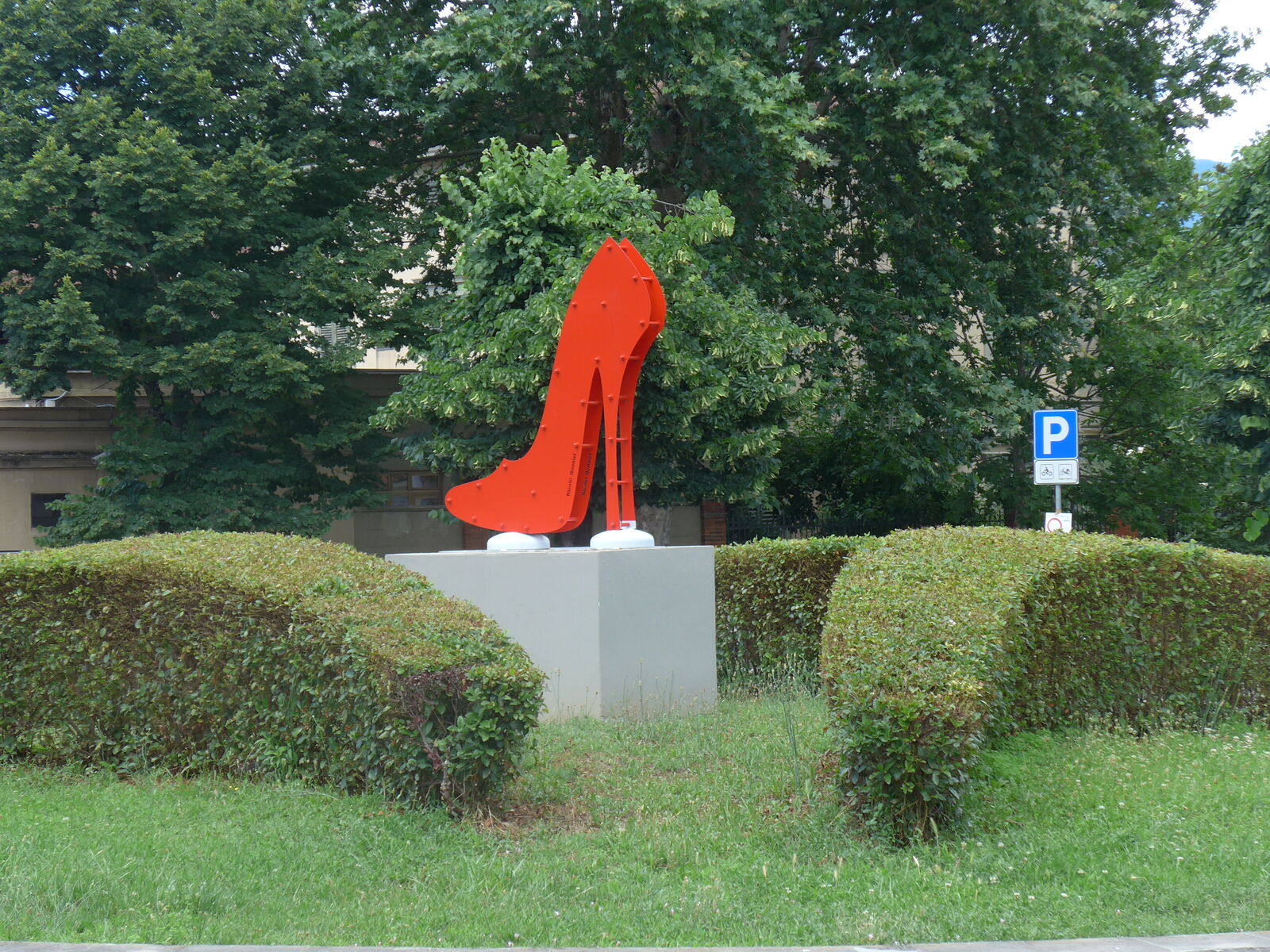 P1770798