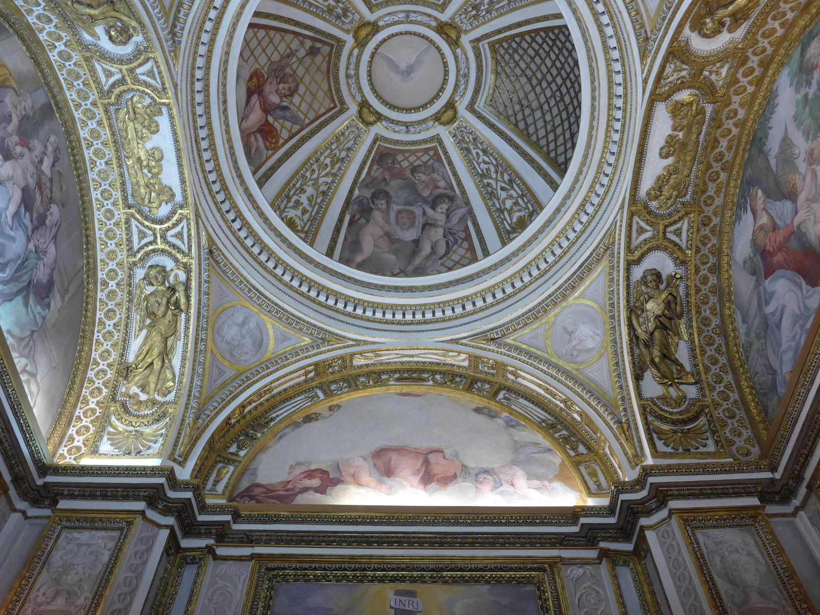 P2410226